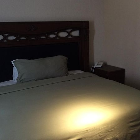 Hotel Candiles Valle de Santiago Exterior photo