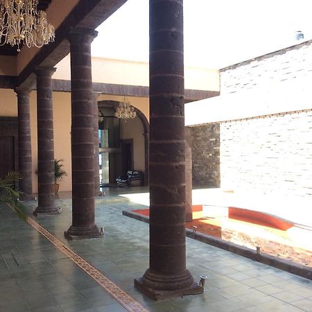 Hotel Candiles Valle de Santiago Exterior photo